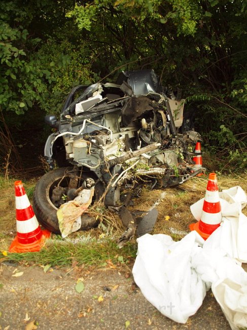 Schwerer VU Koeln Immendorf Kerkraderstr P288.JPG